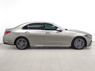 фото Mercedes-Benz C (W/S206) 2021