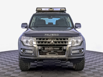 фото Mitsubishi Pajero IV 2015