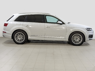 фото Audi Q7 (4M) 2016