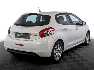 фото Peugeot 208 2013