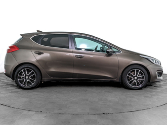 фото Kia Cee`d II 2017