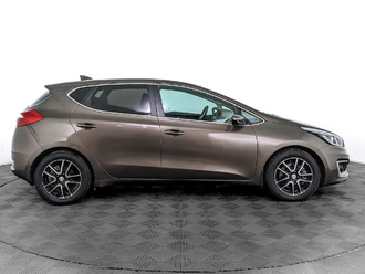 фото Kia Cee`d II 2017