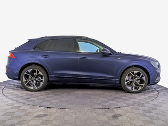 фото Audi Q8 (4M) 2021