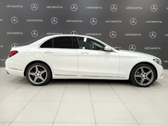 фото Mercedes-Benz C (W/S205) 2015