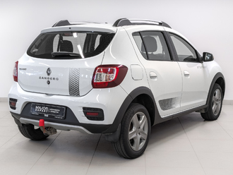 фото Renault Sandero II 2018