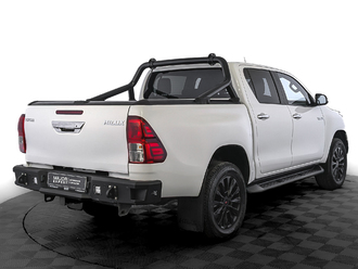 фото Toyota Hilux VIII 2020