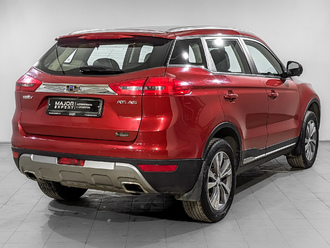 фото Geely Atlas 2020