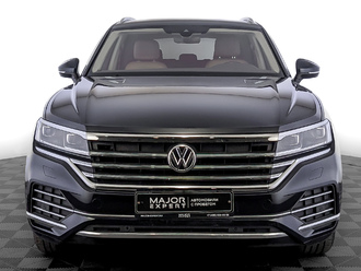фото Volkswagen Touareg III 2020