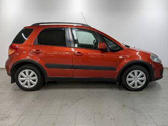 фото Suzuki SX4 2013