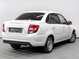 фото Lada Granta II 2024