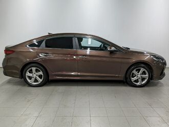 фото Hyundai Sonata VII 2019