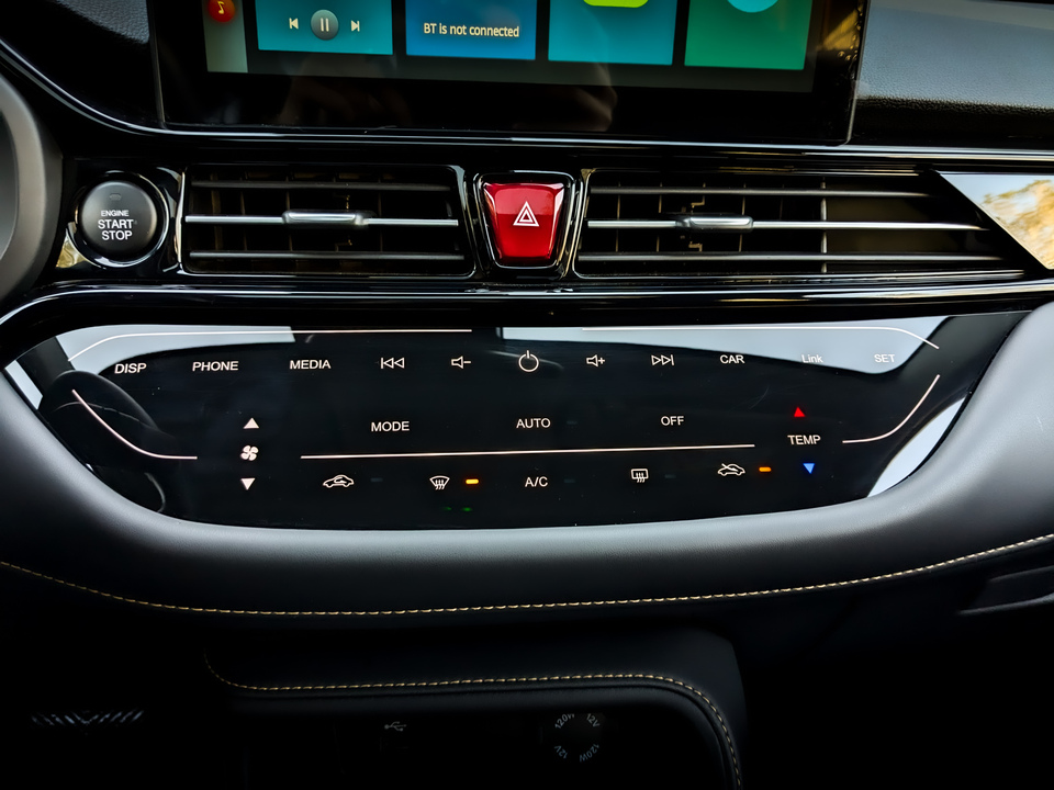 Москвич 3 с пробегом в автосалоне Форис Авто