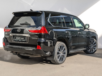 фото Lexus LX III 2019