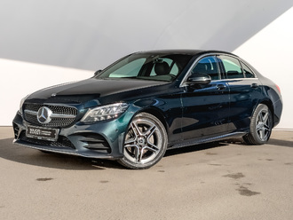 фото Mercedes-Benz C (W/S205) 2018