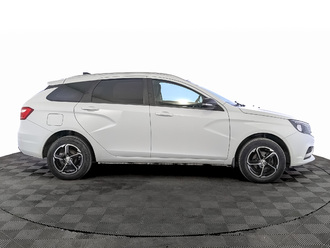 фото Lada Vesta 2021