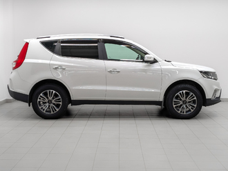 фото Geely Emgrand X7 2020