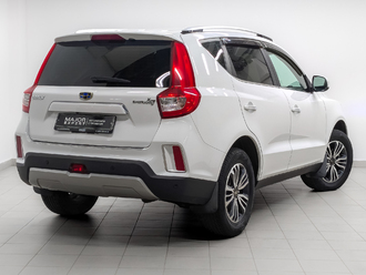 фото Geely Emgrand X7 2020