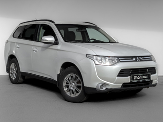 фото Mitsubishi Outlander III 2013