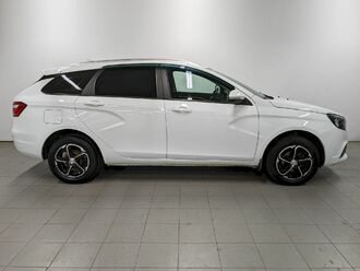 фото Lada Vesta 2021
