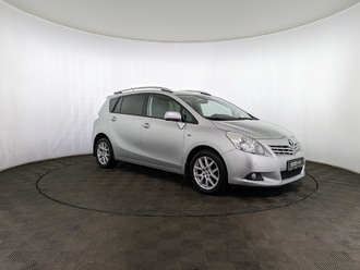 фото Toyota Verso I 2012