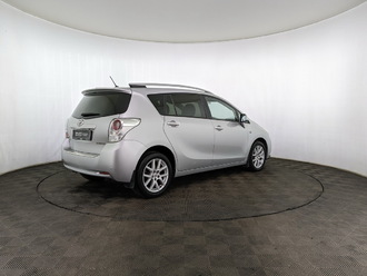 фото Toyota Verso I 2012