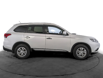 фото Mitsubishi Outlander III 2015