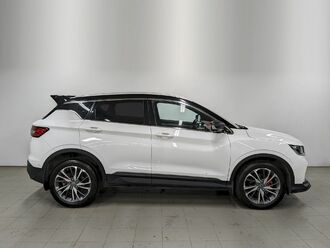 фото Geely Coolray 2020
