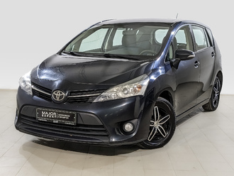 фото Toyota Verso I 2014