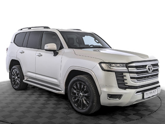 фото Toyota Land Cruiser 300 2021