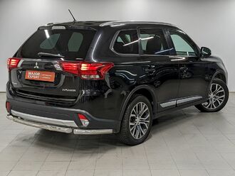фото Mitsubishi Outlander III 2016