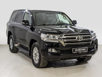 фото Toyota Land Cruiser 200 2015