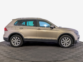 фото Volkswagen Tiguan II 2017