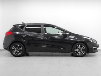 фото Kia Cee`d II 2017