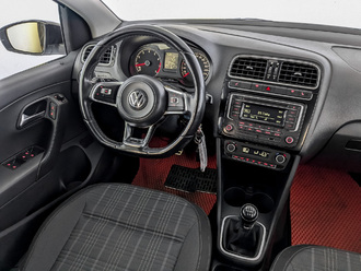 фото Volkswagen Polo Sedan 2018