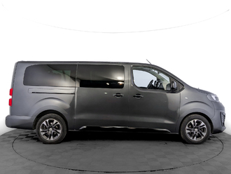 фото Opel Zafira Life 2021