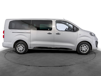 фото Opel Zafira Life 2021