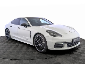 фото Porsche Panamera II 2020