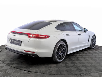 фото Porsche Panamera II 2020