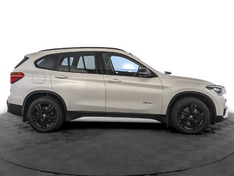 фото BMW X1 (F48) 2017
