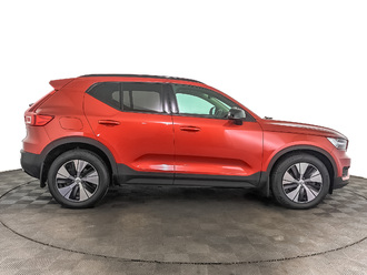 фото Volvo XC40 I 2019