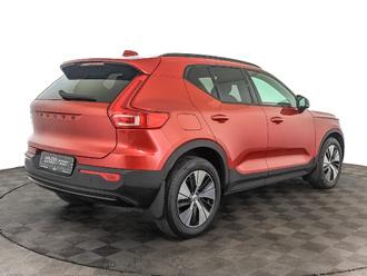 фото Volvo XC40 I 2019