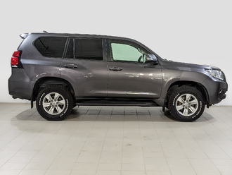 фото Toyota Land Cruiser Prado 150 2017