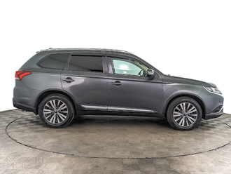 фото Mitsubishi Outlander III 2019