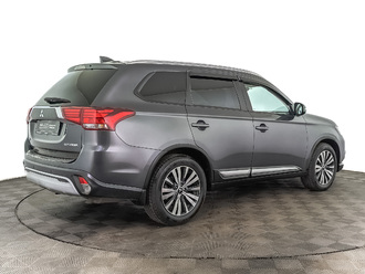 фото Mitsubishi Outlander III 2019