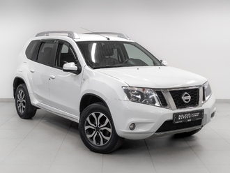 фото Nissan Terrano D10 2017