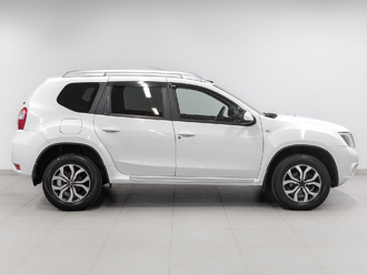 фото Nissan Terrano D10 2017