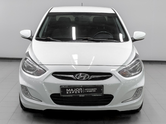фото Hyundai Solaris I 2013