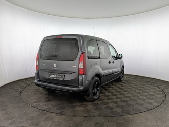фото Peugeot Partner II 2022