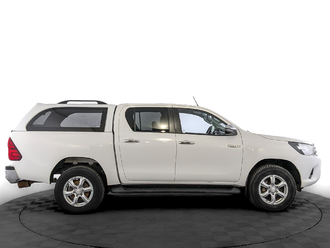 фото Toyota Hilux VIII 2019