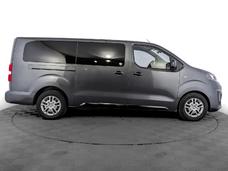 фото Opel Zafira Life 2021